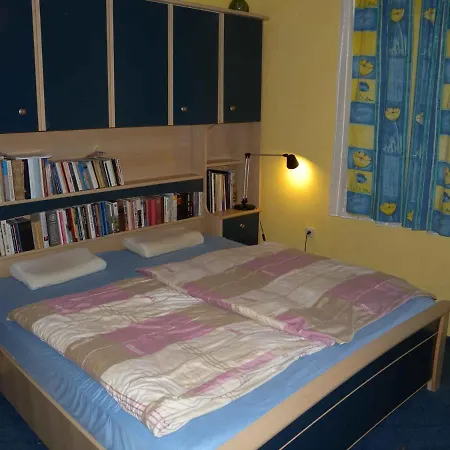 Holiday Home Balaton H2056 Balatonszarszo