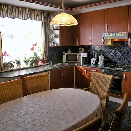 Holiday Home Balaton H2056 Balatonszarszo