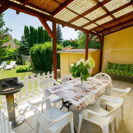 Holiday Home Balaton H2056 Holiday home Balatonszarszo