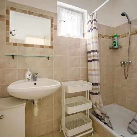 Holiday home Holiday Home Balaton H2056 Balatonszarszo